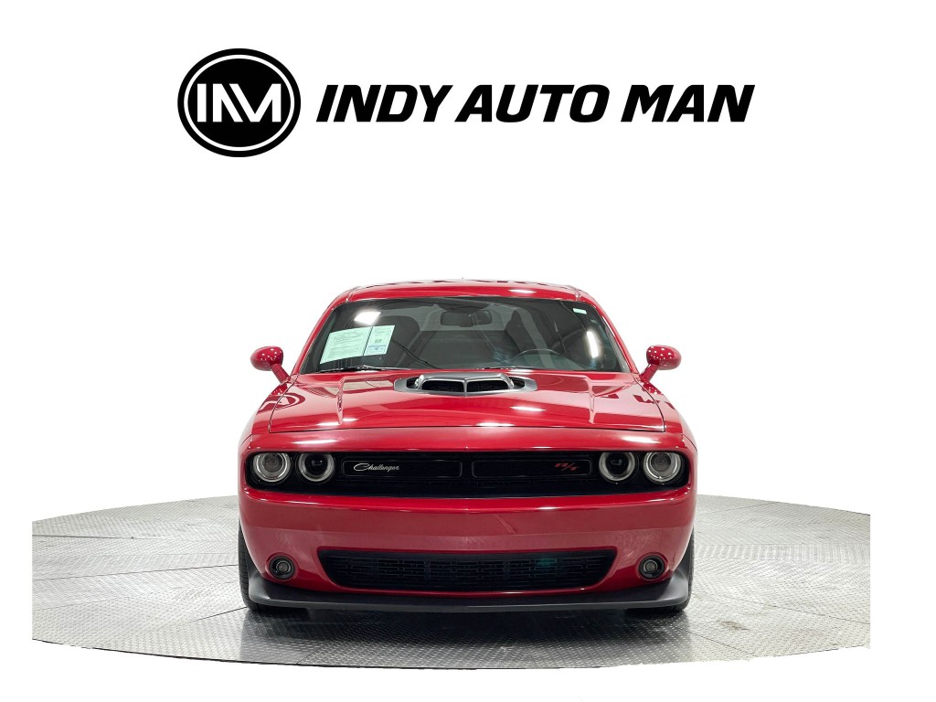 2016 Dodge Challenger Image 9