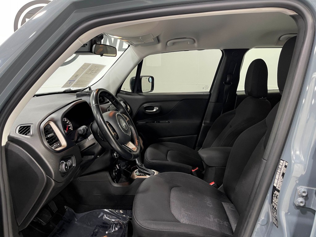 2017 Jeep Renegade Image 11