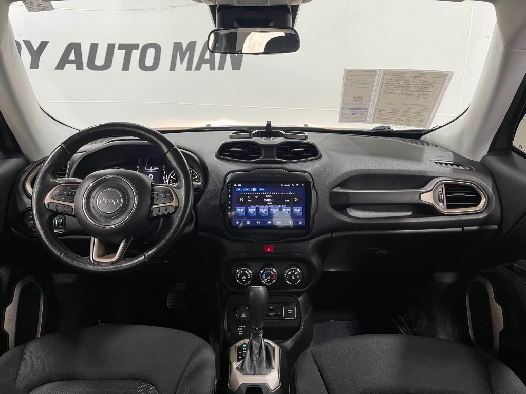 2017 Jeep Renegade Image 17