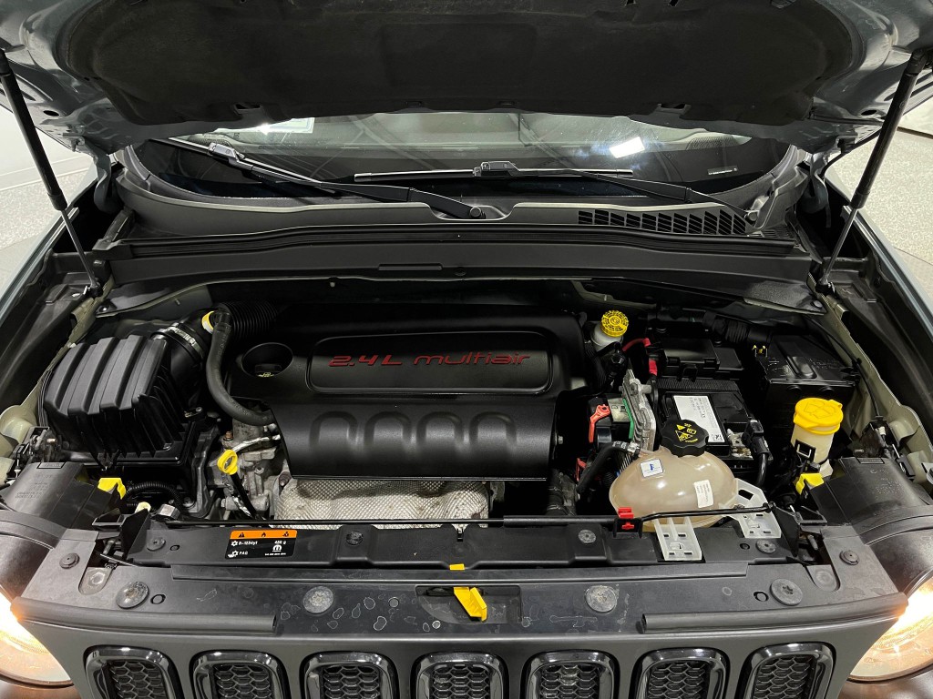 2017 Jeep Renegade Image 25