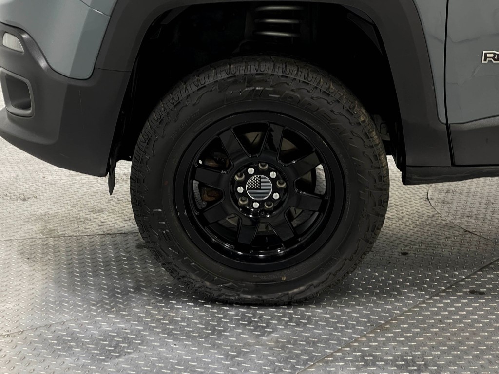 2017 Jeep Renegade Image 33