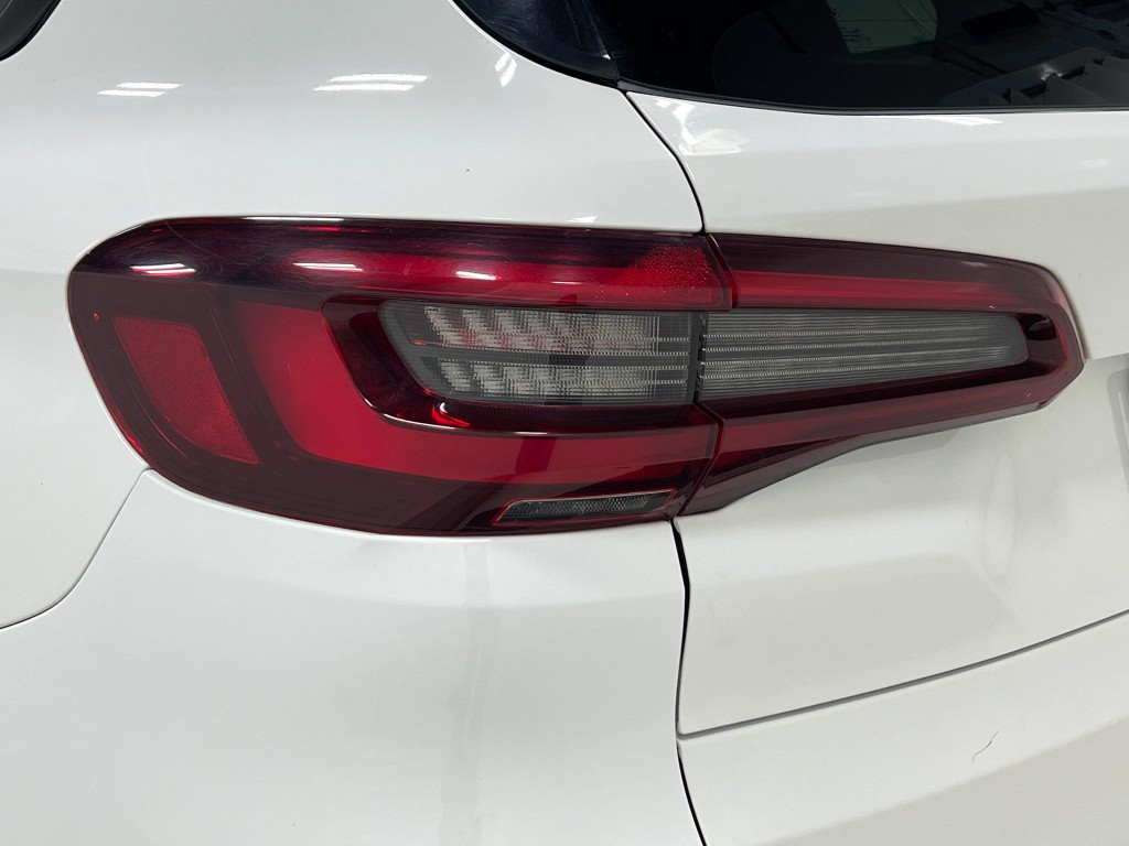 2021 BMW X5 Image 38