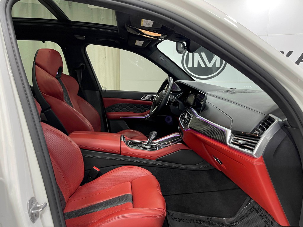 2021 BMW X5 Image 32