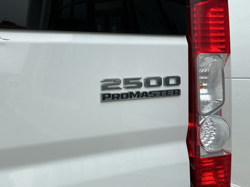 2023 RAM Promaster Image 32