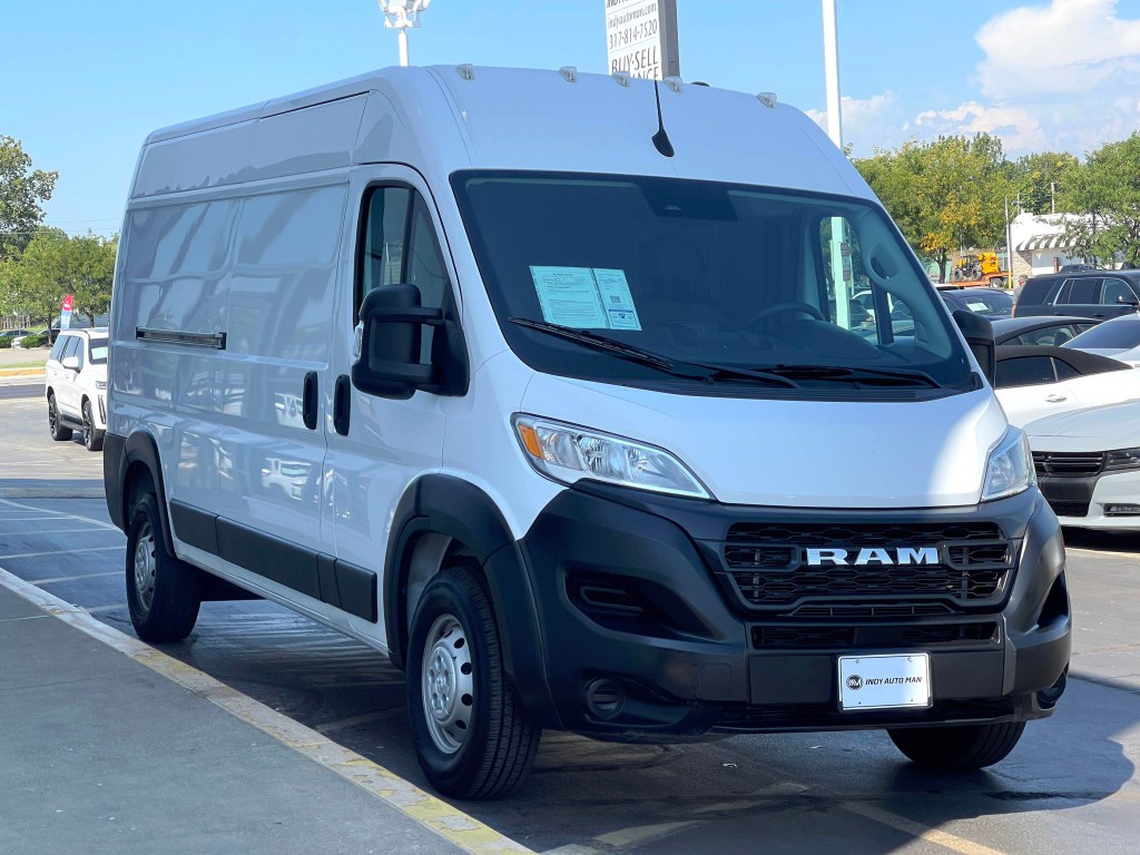 2023 RAM Promaster Image 2
