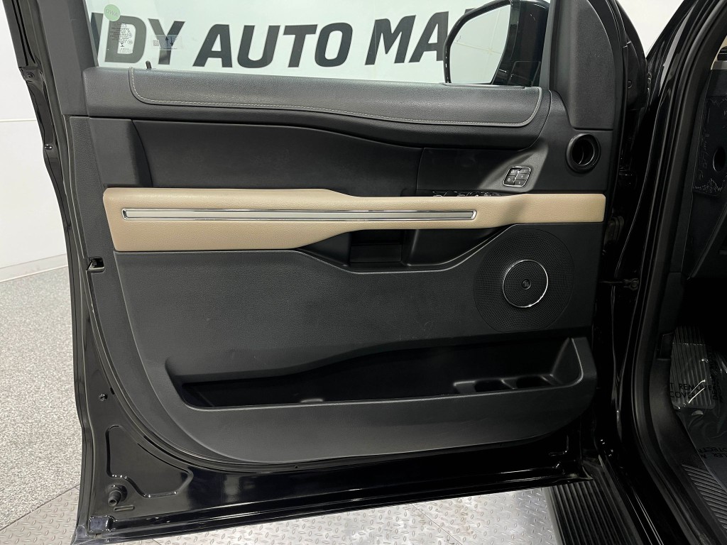 2024 Ford Expedition Image 15