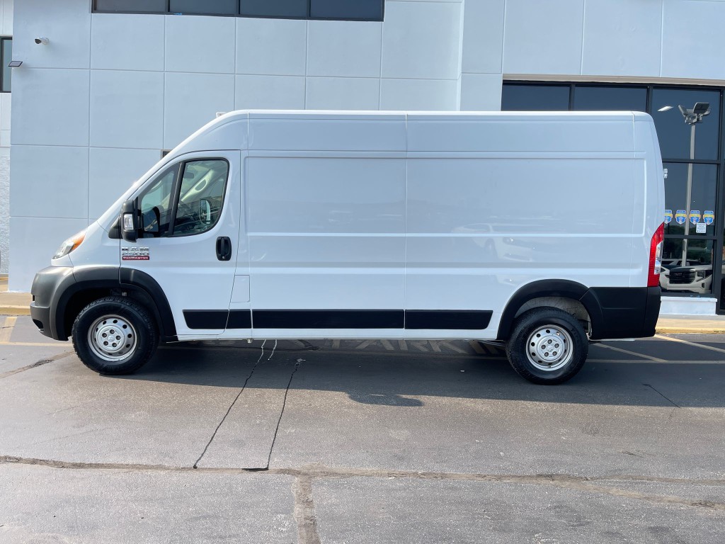 2025 RAM Promaster Image 6