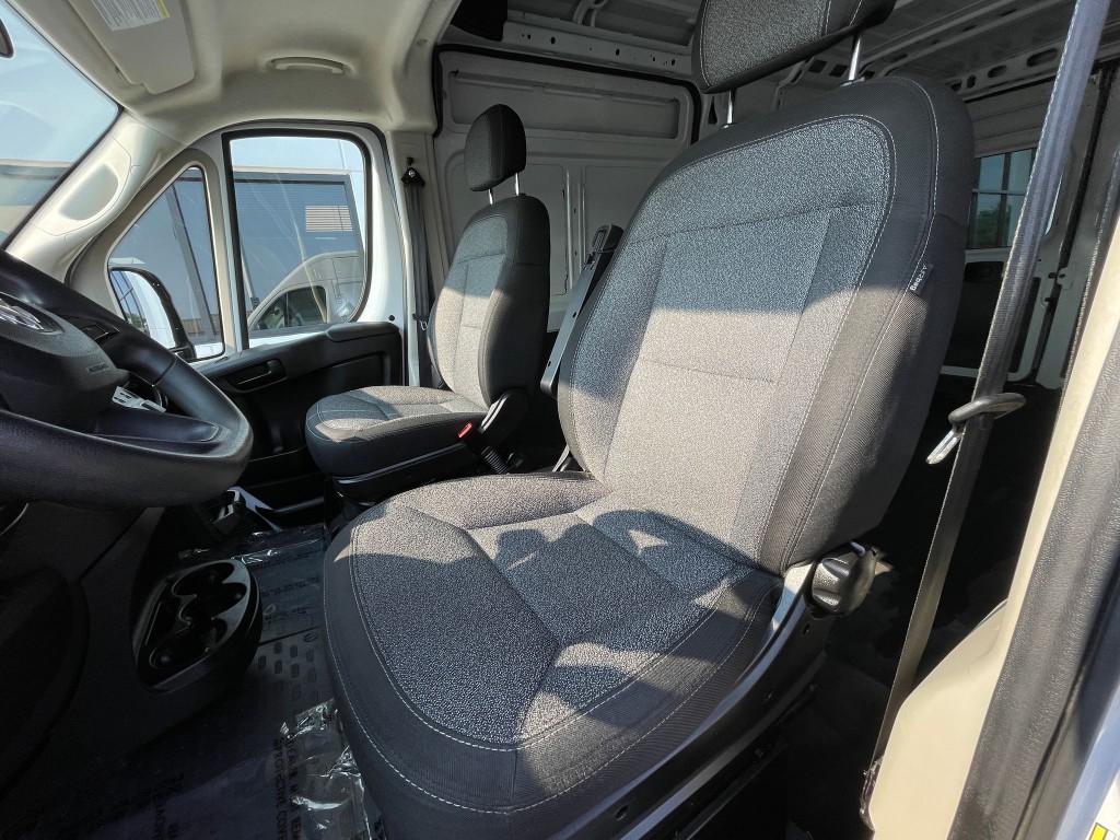 2025 RAM Promaster Image 11