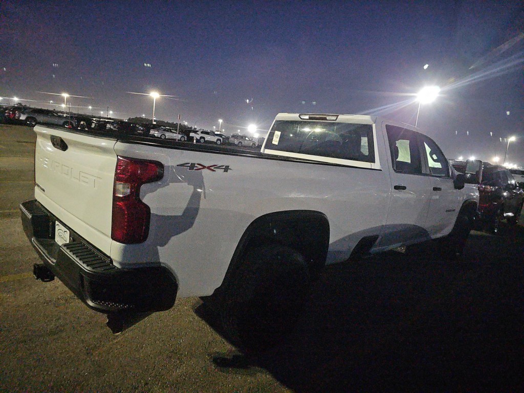 2020 Chevrolet Silverado 1500 Image 3