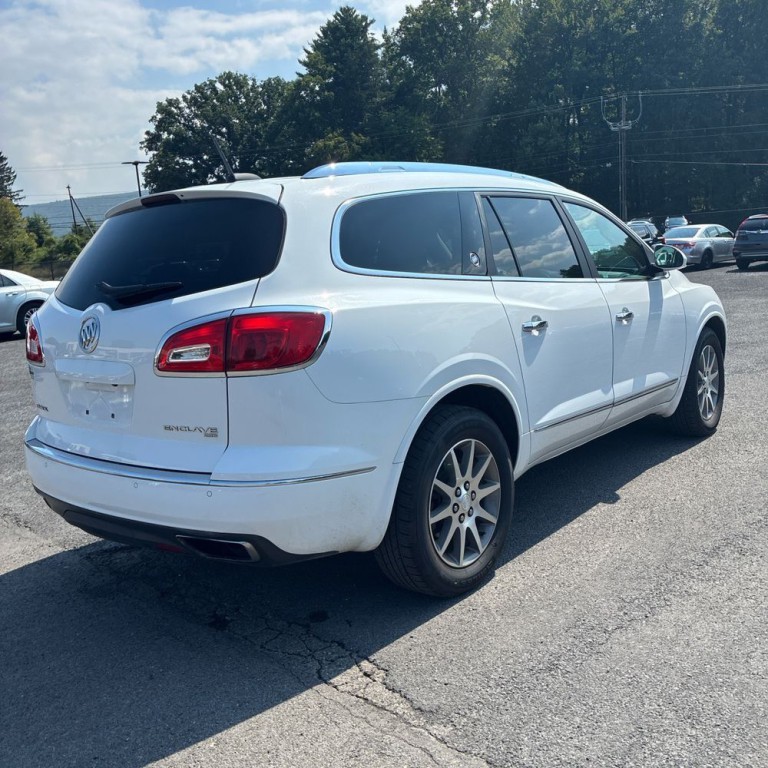 2017 Buick Enclave Image 3