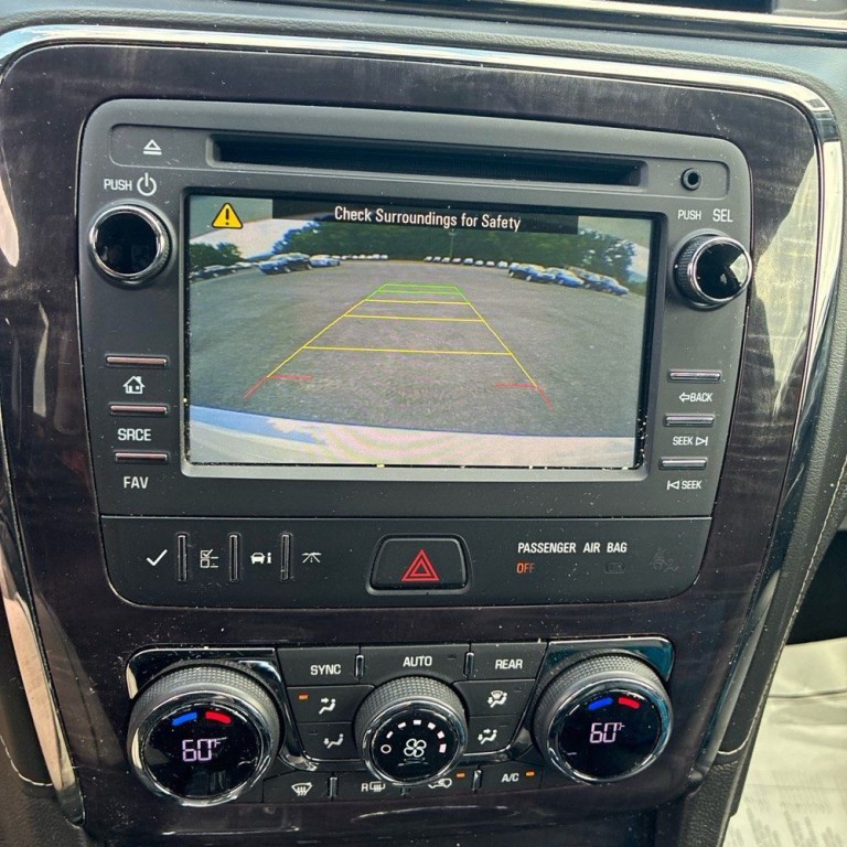 2017 Buick Enclave Image 10