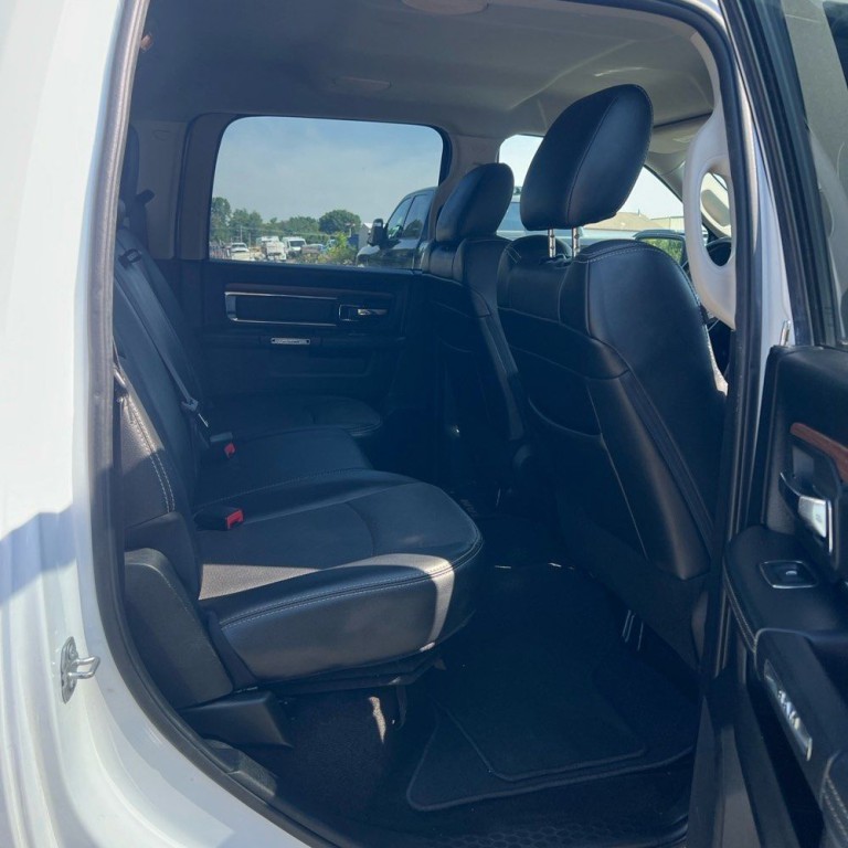2017 RAM 1500 Image 9