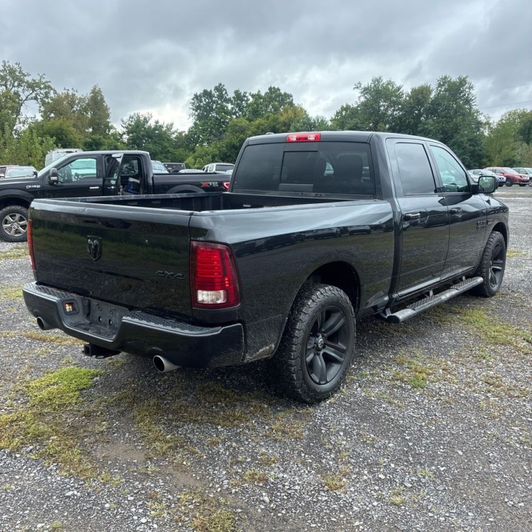 2017 RAM 1500 Image 3