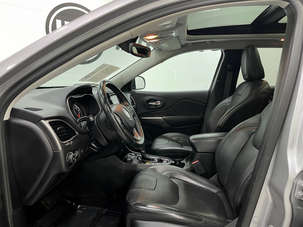 2019 Jeep Cherokee Image 13