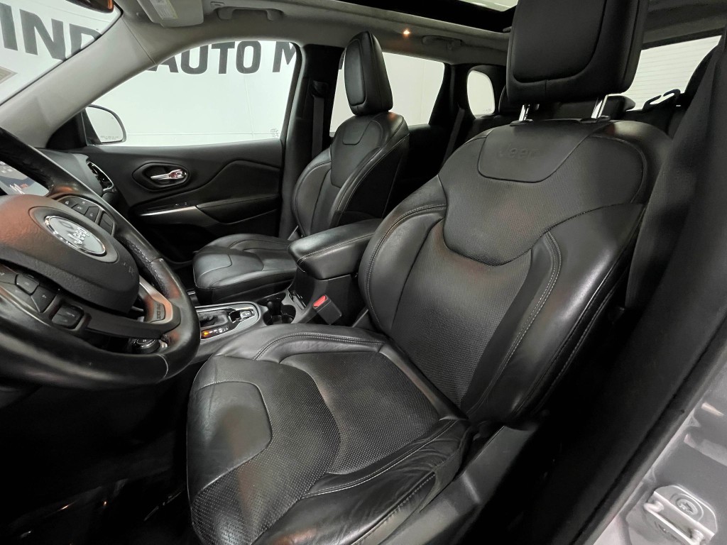 2019 Jeep Cherokee Image 14