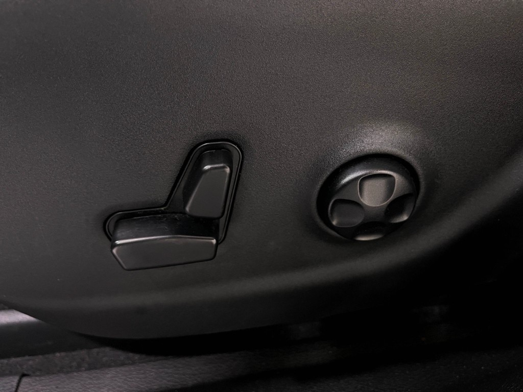 2019 Jeep Cherokee Image 17