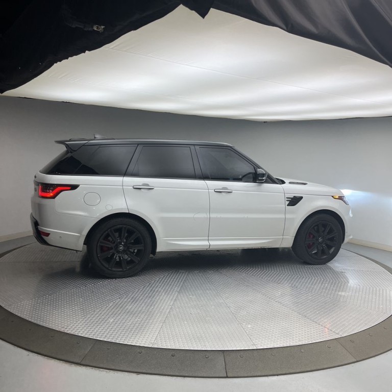 2020 Land Rover Range Rover Sport Image 3