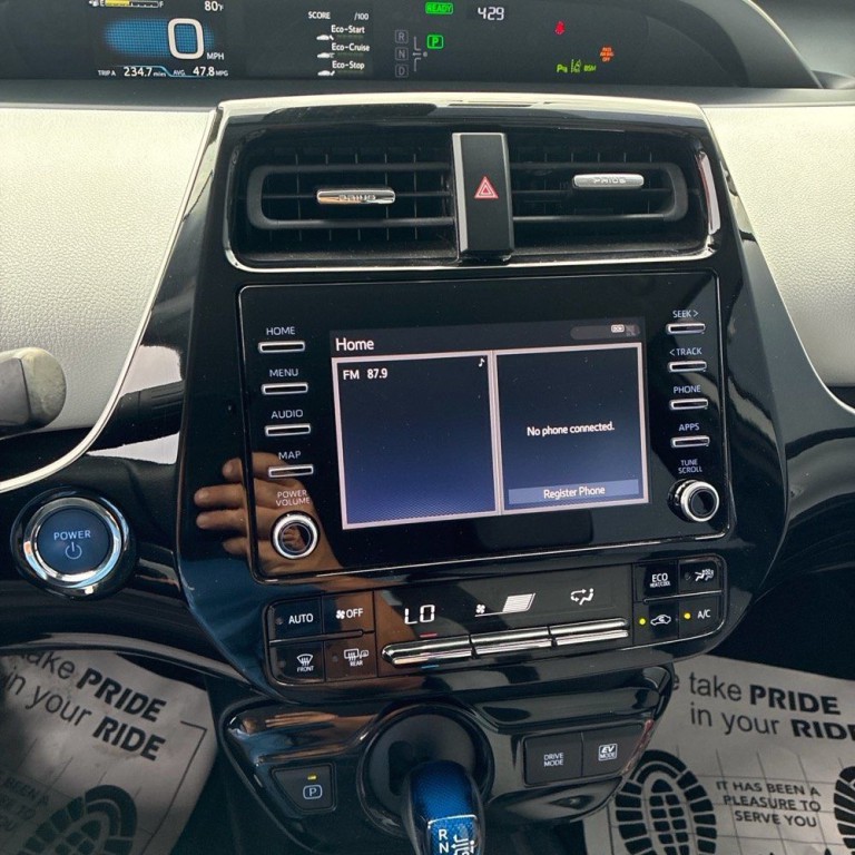 2020 Toyota Prius Image 10