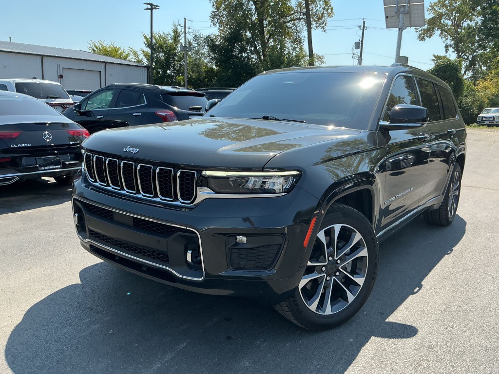 2022 Jeep Grand Cherokee Image 2