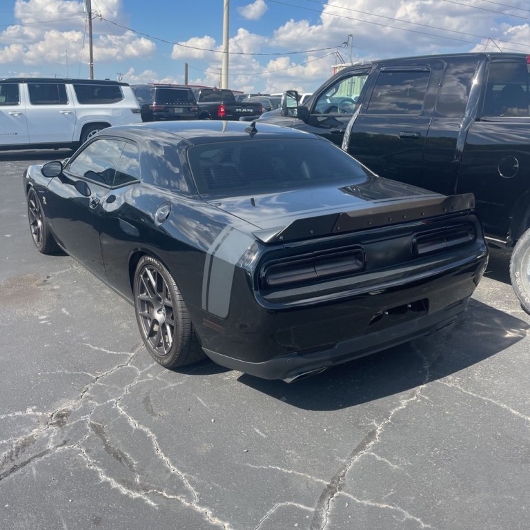 2016 Dodge Challenger Image 6