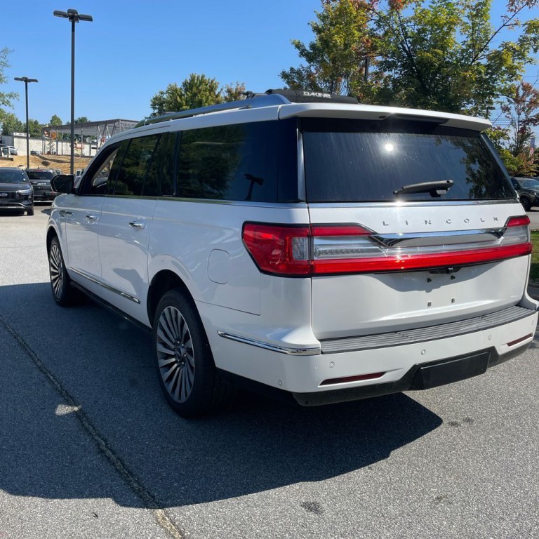 2019 Lincoln Navigator Image 4