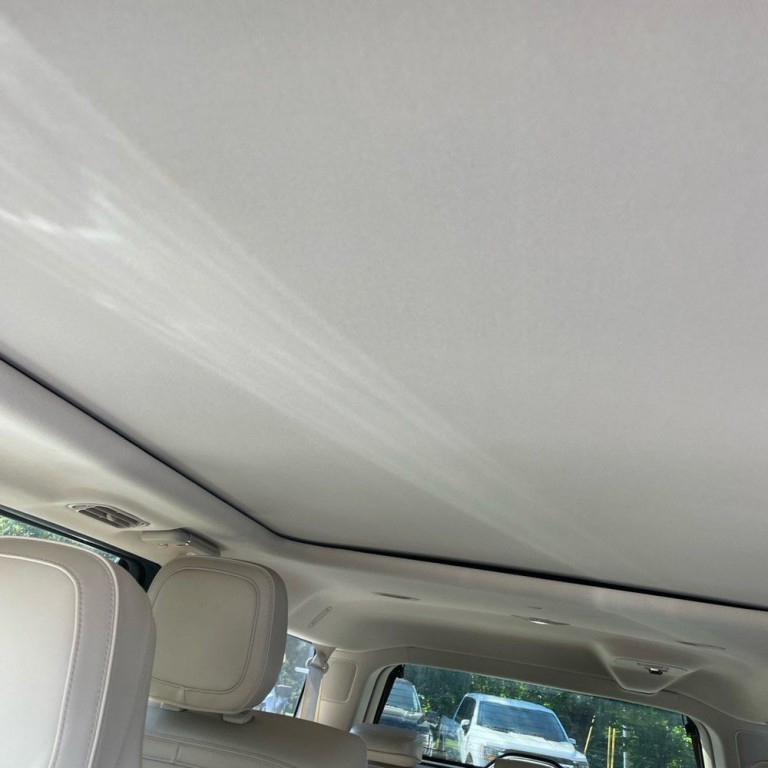 2019 Lincoln Navigator Image 10