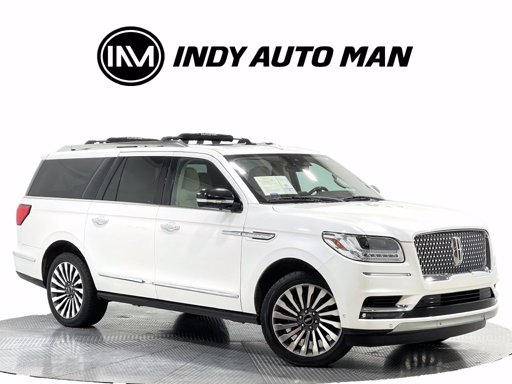2019 Lincoln Navigator Image 2