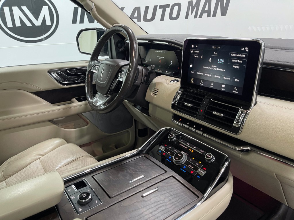 2019 Lincoln Navigator Image 20