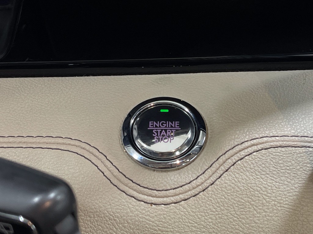 2019 Lincoln Navigator Image 21