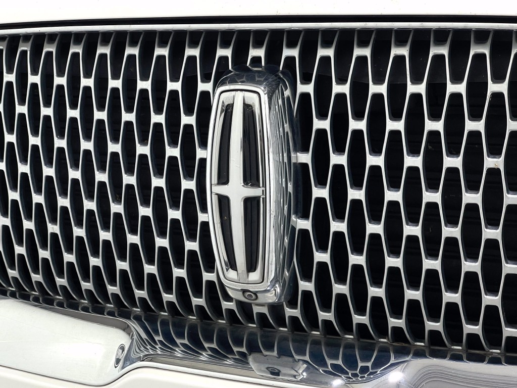 2019 Lincoln Navigator Image 40