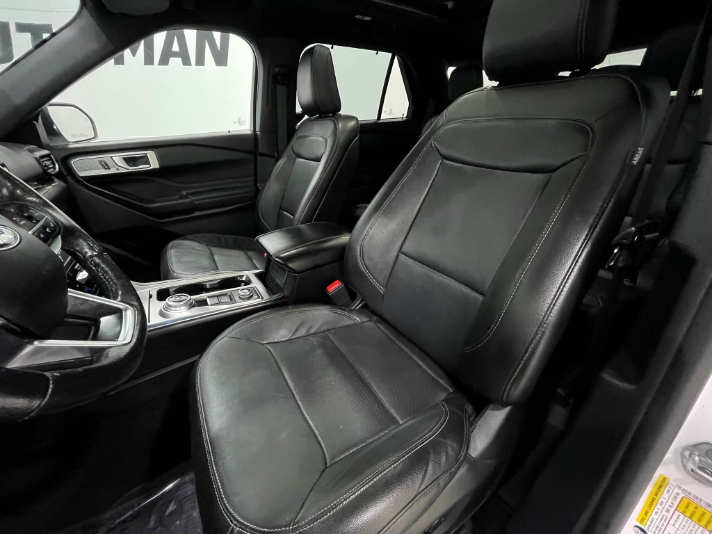 2020 Ford Explorer Image 14