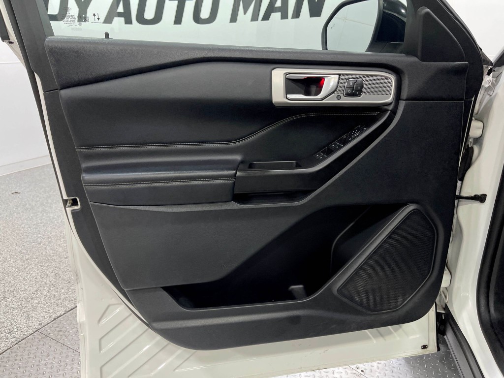 2020 Ford Explorer Image 15