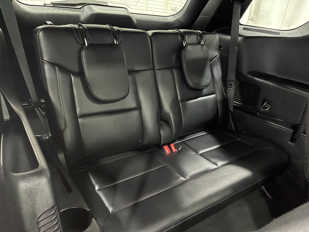 2020 Ford Explorer Image 32