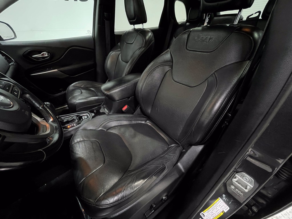 2021 Jeep Cherokee Image 13