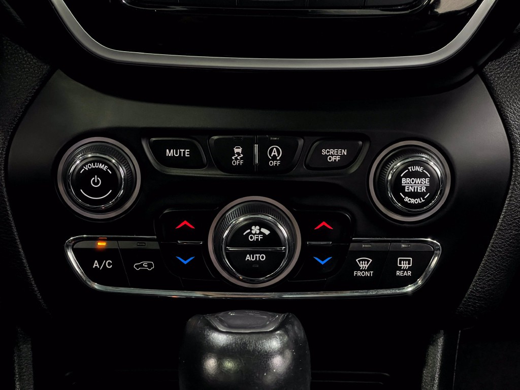 2021 Jeep Cherokee Image 24