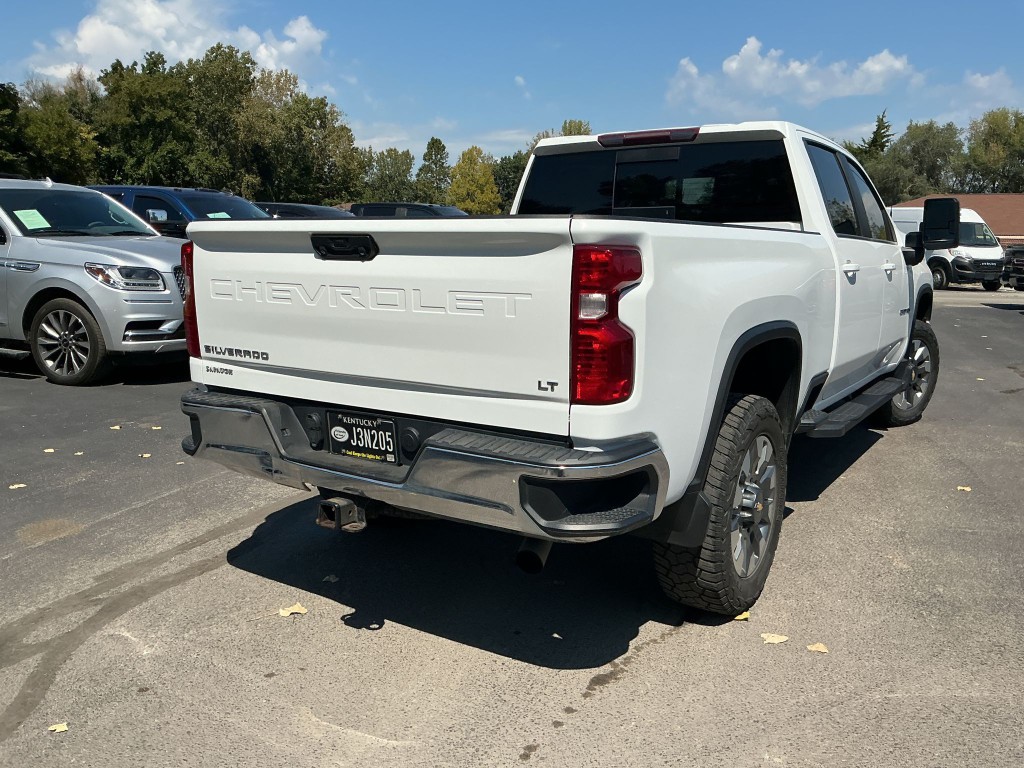 2022 Chevrolet Silverado 1500 Image 3