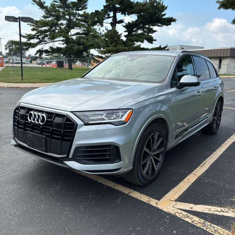 2022 Audi Q7 Image 2