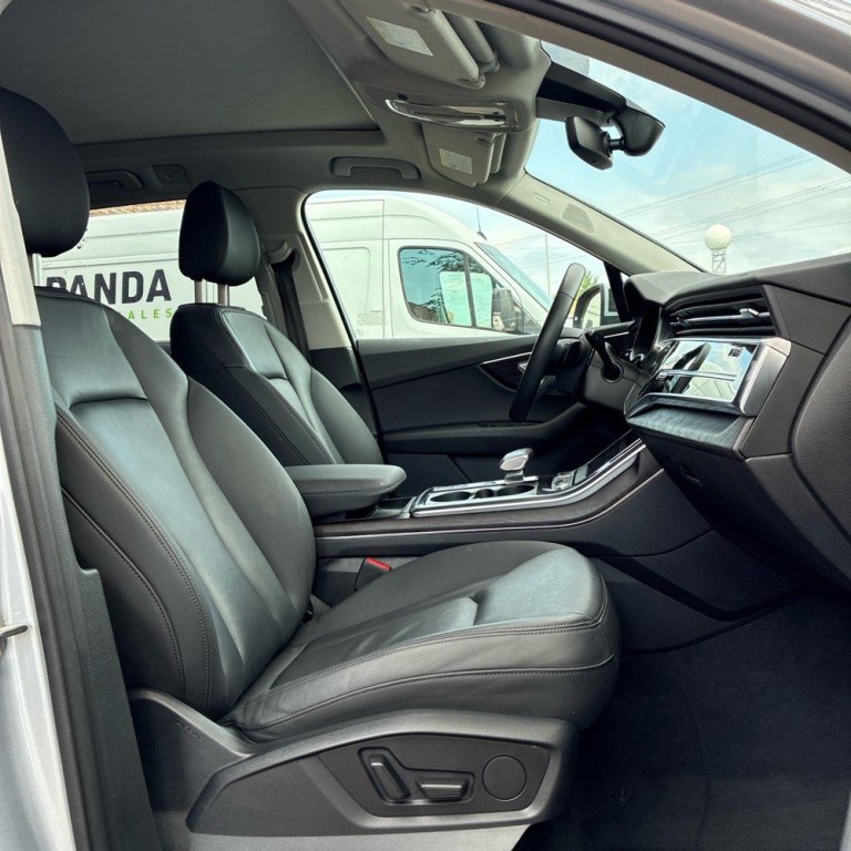 2022 Audi Q7 Image 6