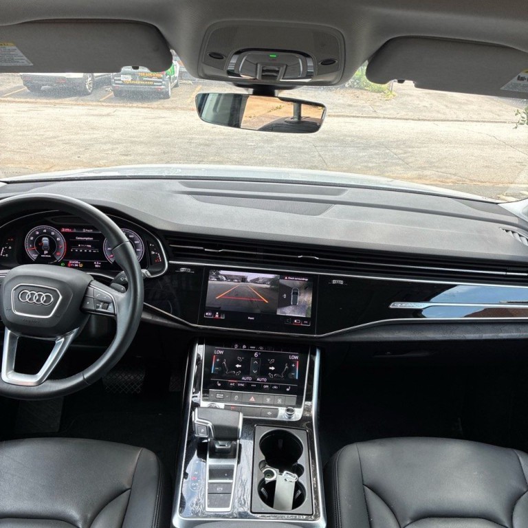 2022 Audi Q7 Image 7