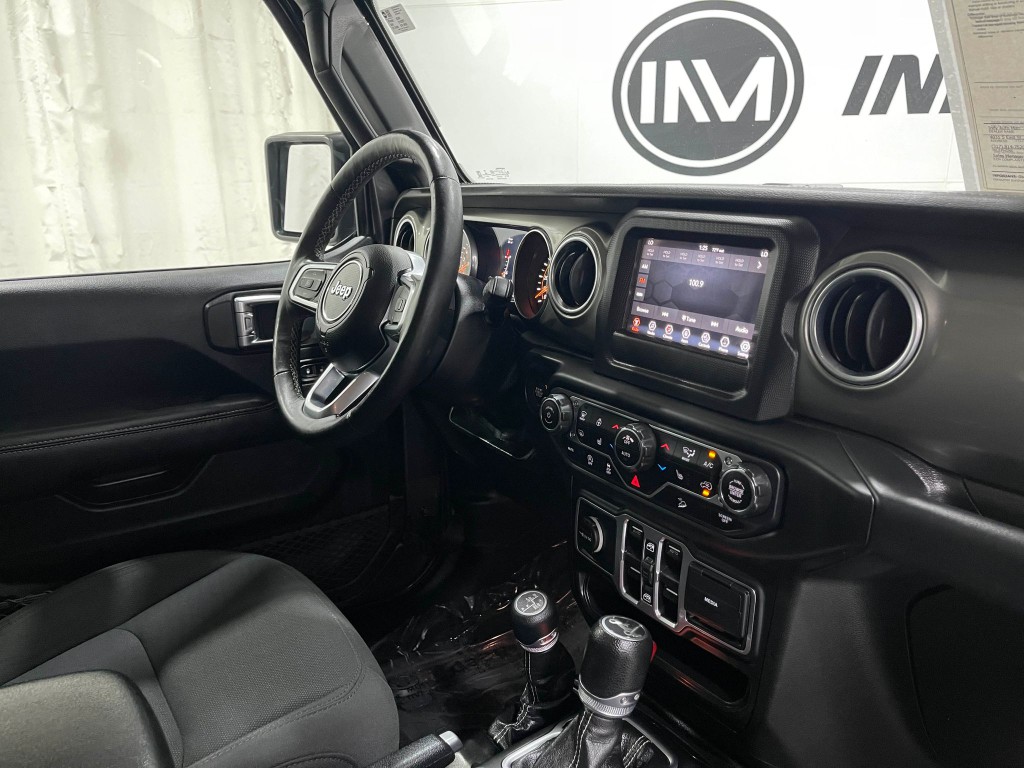 2018 Jeep Wrangler Image 17