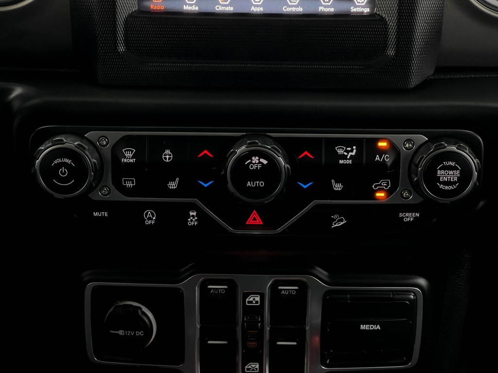 2018 Jeep Wrangler Image 22