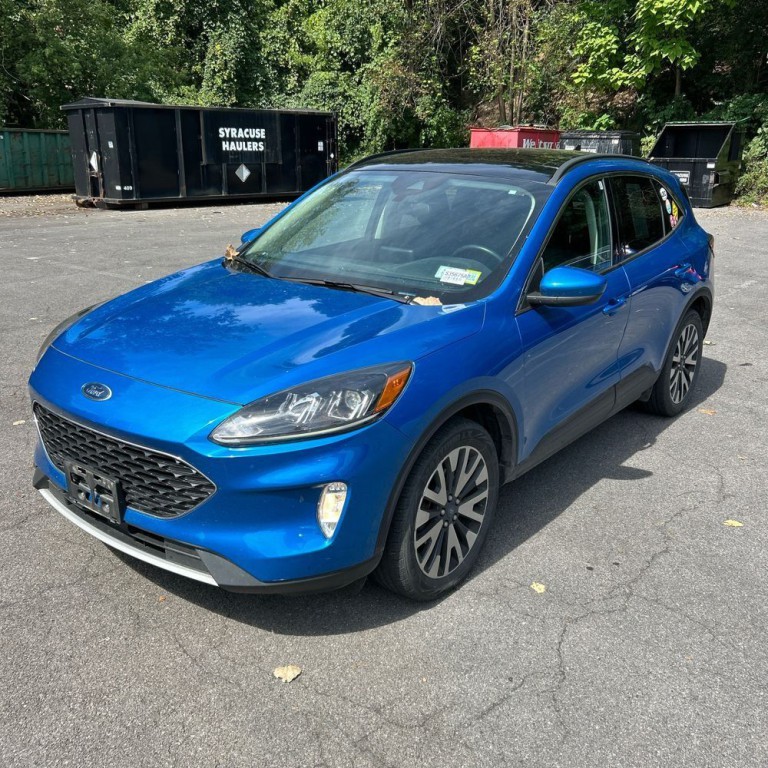2020 Ford Escape Image 2