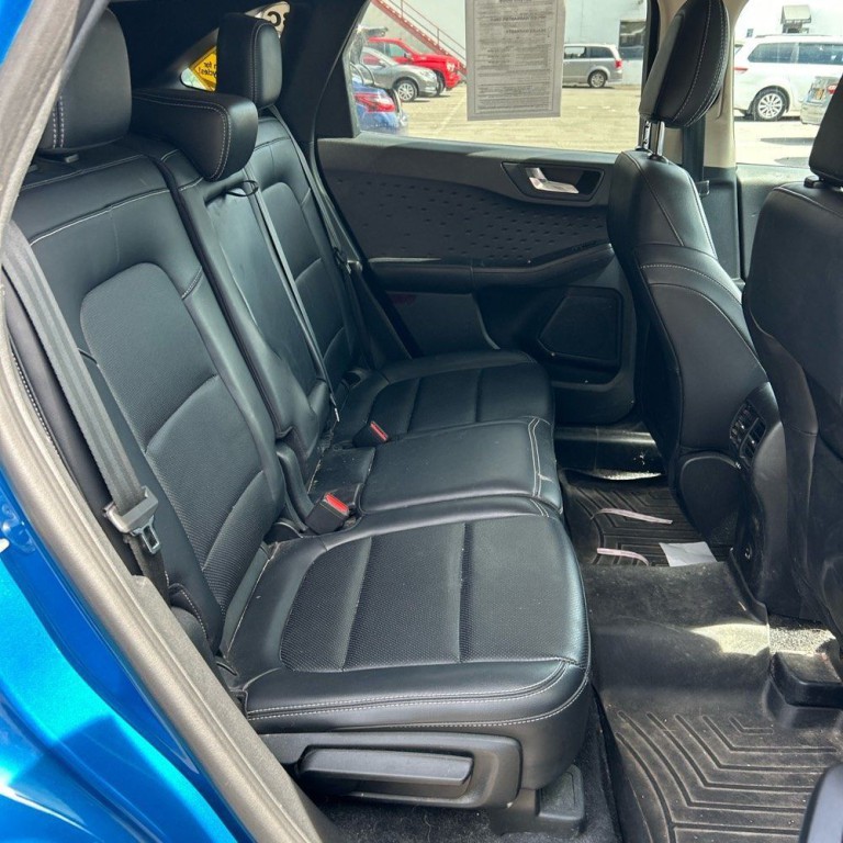 2020 Ford Escape Image 12