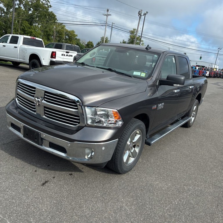 2017 RAM 1500 Image 2