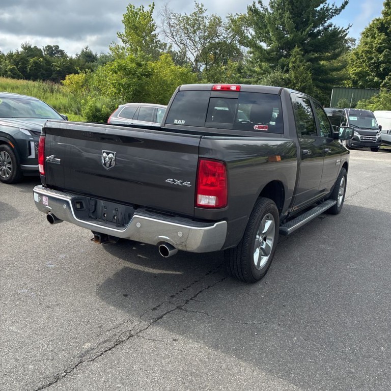 2017 RAM 1500 Image 3