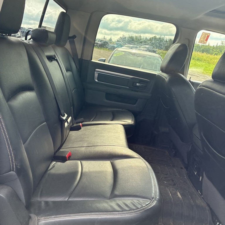 2017 RAM 1500 Image 9