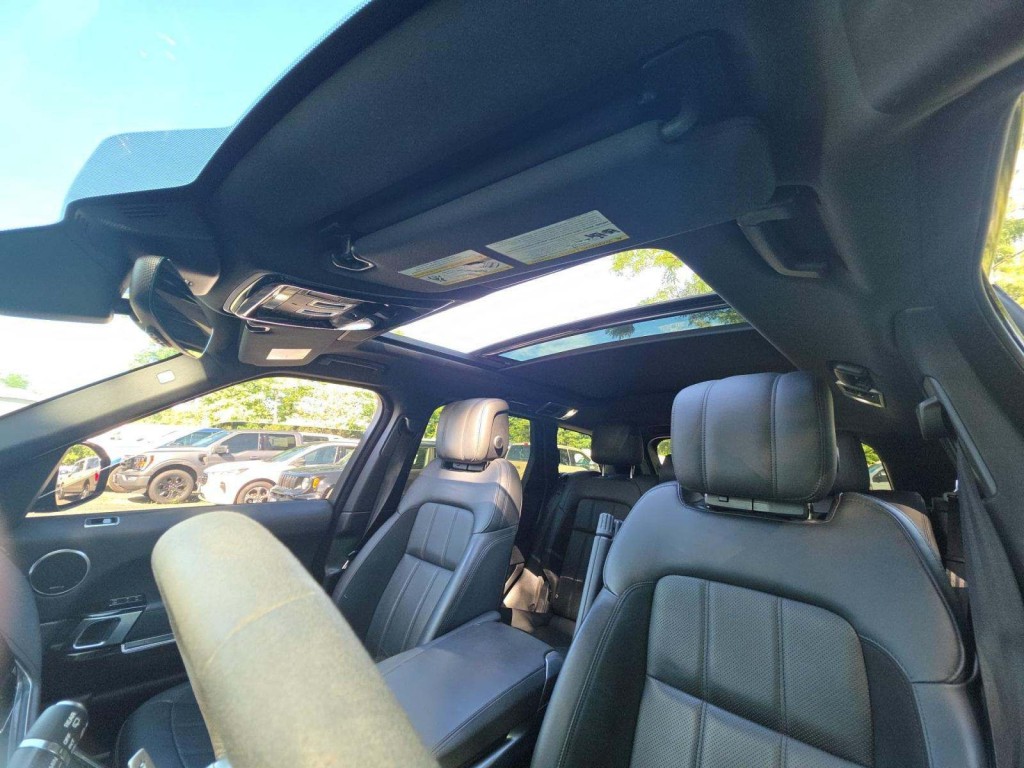 2020 Land Rover Range Rover Sport Image 8