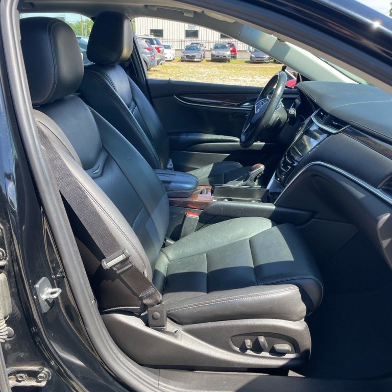 2016 Cadillac XTS Image 6