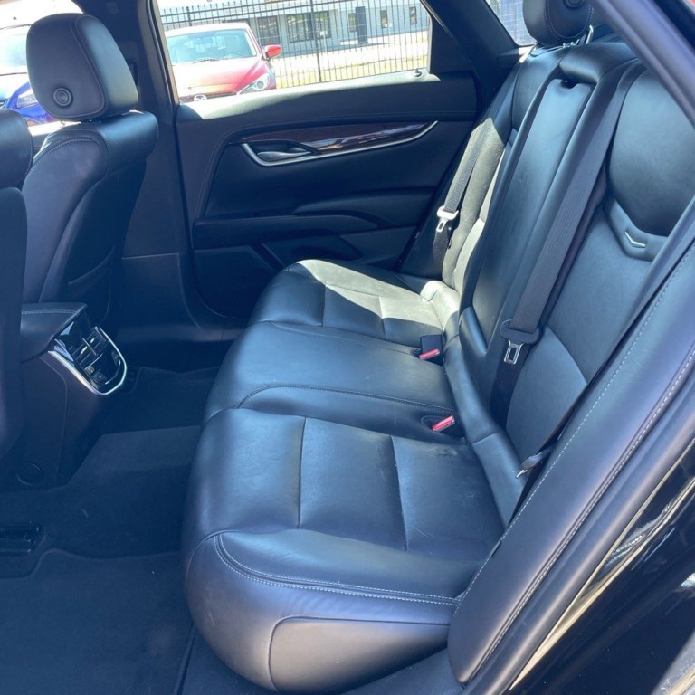 2016 Cadillac XTS Image 13