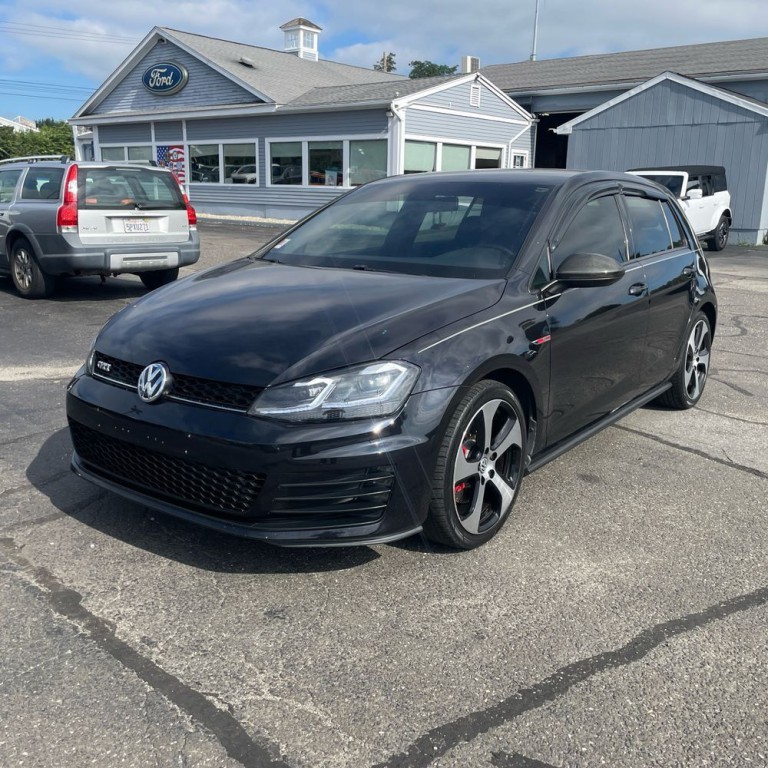 2016 Volkswagen GTI Image 2